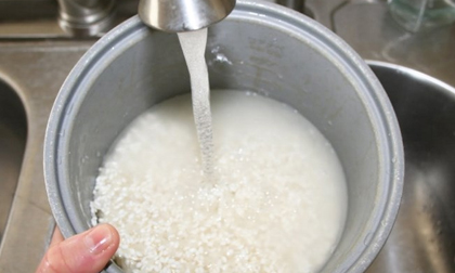 Những sai lầm không thể ngờ tới khi nấu cơm gây mất dinh dưỡng và tổn hại sức khỏe cần chú ý ngay