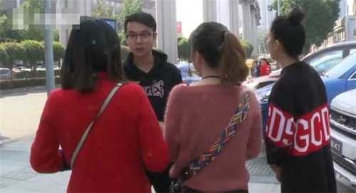 Trai trẻ bị 6