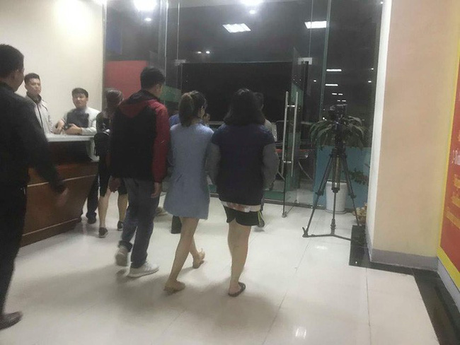 Bạn trai không biết nữ sinh ném con từ tầng 31 ở chung cư Linh Đàm mang bầu - Ảnh 1.