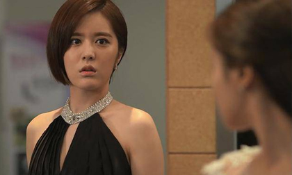 Mang quà về chúc mừng sinh nhật chồng, tôi giật mình khi nghe con gái tiết lộ bí mật