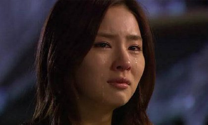 Ngày lấy chồng, mẹ người yêu cũ bước đến nói 3 từ khiến tôi quỵ ngã