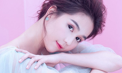Ngọc Trinh chính thức tiết lộ về bạn trai đại gia mới: Người yêu lớn hơn 20 tuổi, quen đã 2 năm!