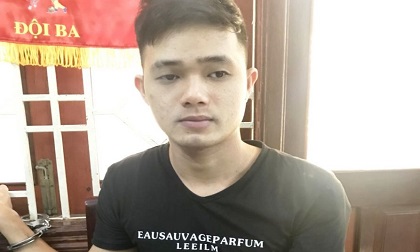 Chửi nhau trên facebook, thanh niên bị bạn chém tử vong