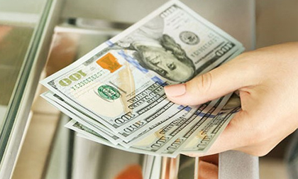Từ vụ đổi 100 USD bị phạt 90 triệu đồng: Nên đổi ngoại tệ ở đâu?