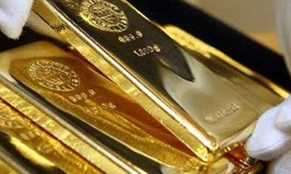 Giá vàng hôm nay 25/10: USD bùng tăng, vàng chưa hạ nhiệt