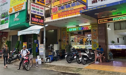 Ngân hàng Nhà nước đề nghị miễn phạt cho người đổi 100 USD
