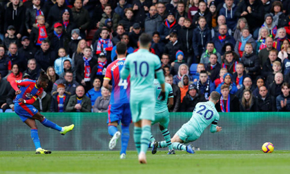 Crystal Palace - Arsenal: 2 quả phạt đền phá nát 'thiên đường'