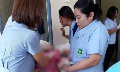 Thai phụ phải đẻ con trong nhà vệ sinh bệnh viện vì câu nói dửng dưng của bác sĩ