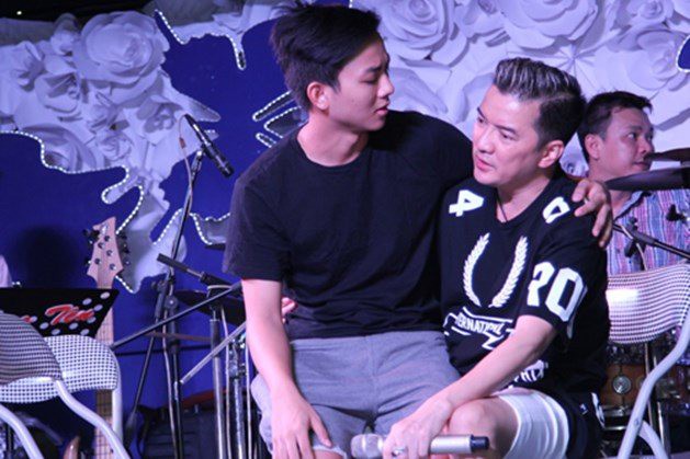 Gia đình quyền lực và sóng gió bậc nhất showbiz: Hoài Linh không nhìn mặt, Dương Triệu Vũ lại dính tin đồn yêu Mr. Đàm - Ảnh 9. Gia đình quyền lực và sóng gió bậc nhất showbiz: Hoài Linh không nhìn mặt, Dương Triệu Vũ lại dính tin đồn yêu Mr. Đàm - Ảnh 9.