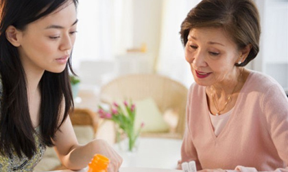 Tuyệt chiêu đơn giản mà hiệu quả không ngờ phá vỡ định kiến mẹ chồng, nàng dâu trong tích tắc