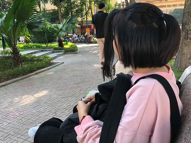 vu nu sinh nem con tu chung cu linh dam: 