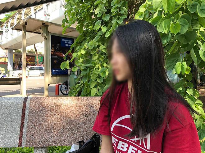 vu nu sinh nem con tu chung cu linh dam: 