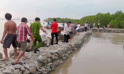 Rủ nhau đi tắm sông, nam sinh lớp 7 đuối nước mất tích ở Đồng Nai