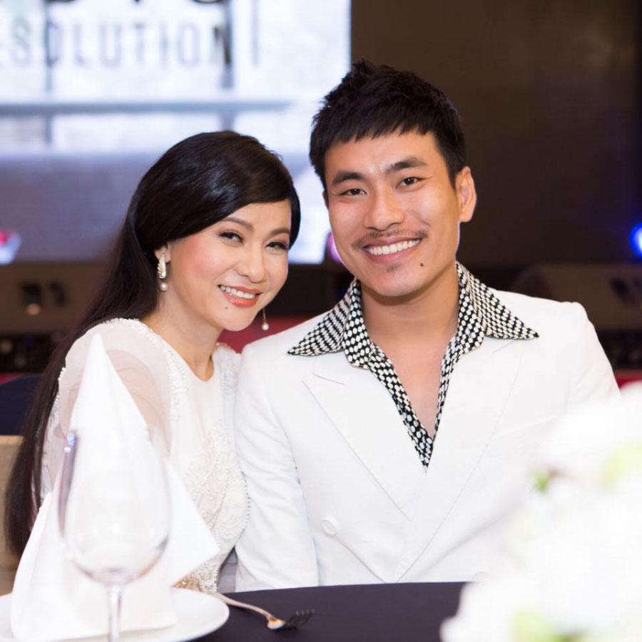 cat phuong noi gi ve loat tin nhan moi duoc cho la kieu minh tuan noi yeu an nguy? - 3