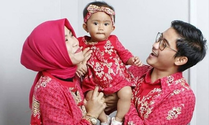 Máy bay Indonesia chở 189 người rơi: Đau xót nạn nhân nhỏ tuổi nhất