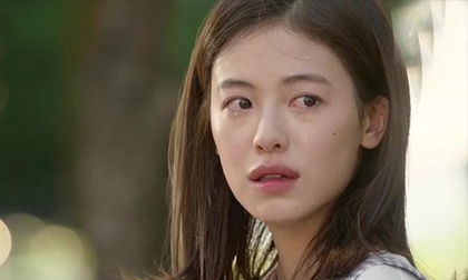 Biết chồng ngoại tình, vợ không ồn ào đánh ghen mà 'tút tát' lại bản thân rồi đanh thép đề nghị...