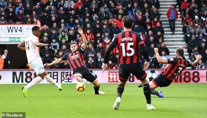 Bournemouth - MU: Bùng nổ màn ngược dòng phút bù giờ - 1