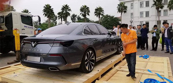 Mẫu Lux A2.0 của VinFast bất ngờ xuất hiện tại Việt Nam