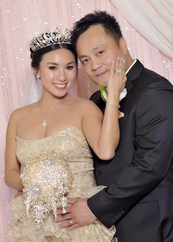 tinh cu ly hung - y phung: 