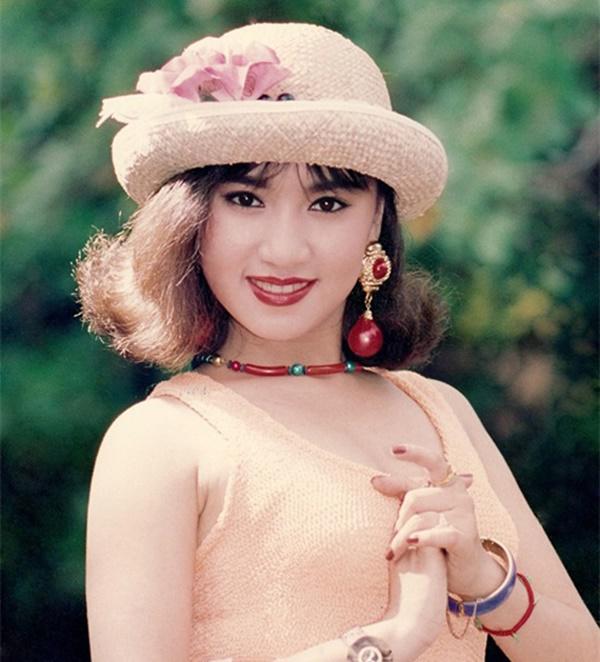 tinh cu ly hung - y phung: 
