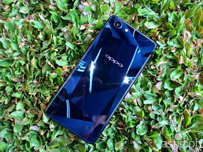 Top smartphone giá 5 triệu đồng, màn hình lớn, giải trí ổn - 1