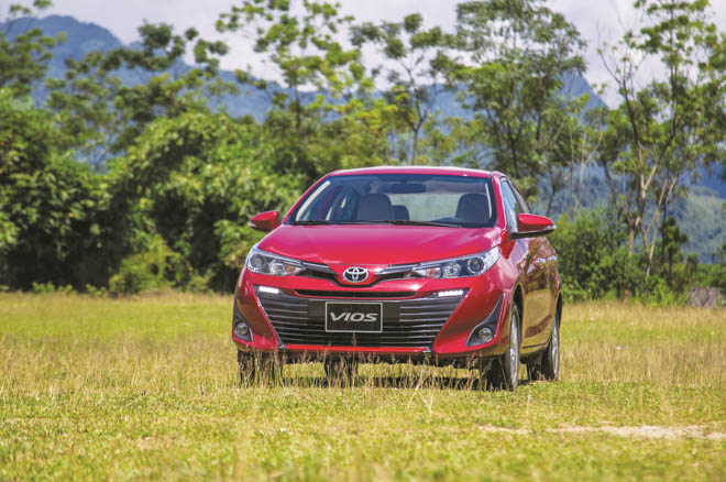 Top 10 xe bán chạy tháng 10/2018: Vios tiếp tục dẫn đầu với kỷ lục 2477 xe bán ra - 1
