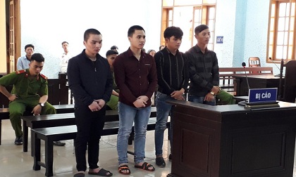 Không mua được thuốc lá, quay lại giết con chủ tiệm