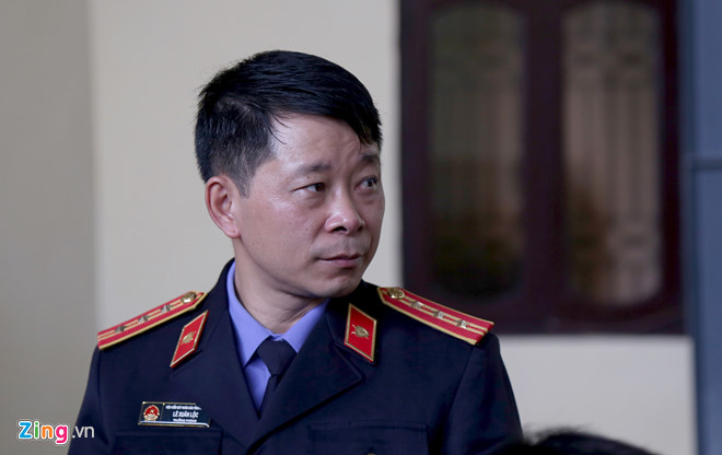 Chi cua Phan Sao Nam khoc truoc toa, noi loi hoi han vi qua tin em hinh anh 3