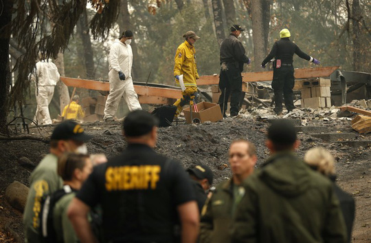 Cháy rừng California: Hơn 1.000 người mất tích, khói độc phát tán hàng trăm km - 3