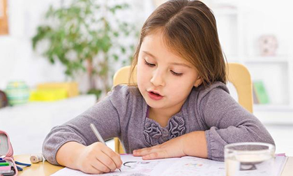 Biết 7 bí quyết này, trẻ hào hứng làm bài tập về nhà còn cha mẹ nhàn nhã