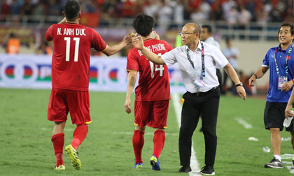 Kịch bản “đau tim” AFF Cup: Việt Nam có bị loại khi 3 đội được 6 điểm ở bảng A?