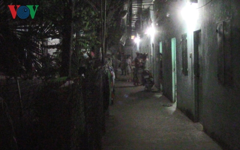 Người đàn ông treo cổ trong phòng trọ ở Bình Dương