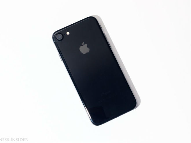 7 iPhone đáng mua nhất hiện nay - bất ngờ với cái tên đứng đầu - 5