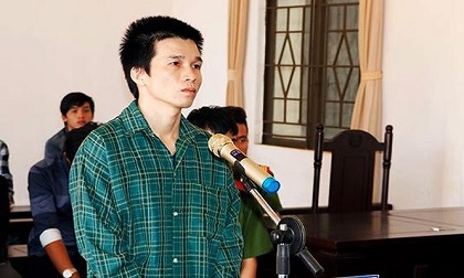 Giết bạn vì hỏi không trả lời