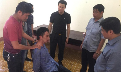 Dùng kim tiêm khống chế, dọa giết nhiều người