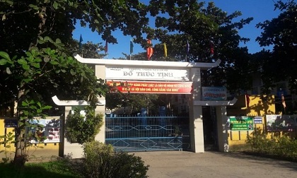 Thầy giáo đổ xăng châm lửa tự thiêu lúc rạng sáng