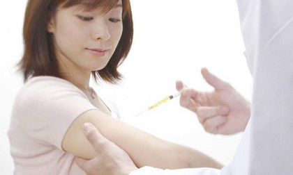 Sắp mang thai, đây là những loại vắc-xin mẹ phải tiêm đủ để thai nhi được an toàn