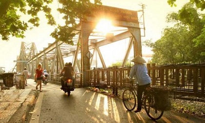 Dự báo thời tiết 29/11: Miền Bắc nắng tưng bừng, miền Trung mưa rào