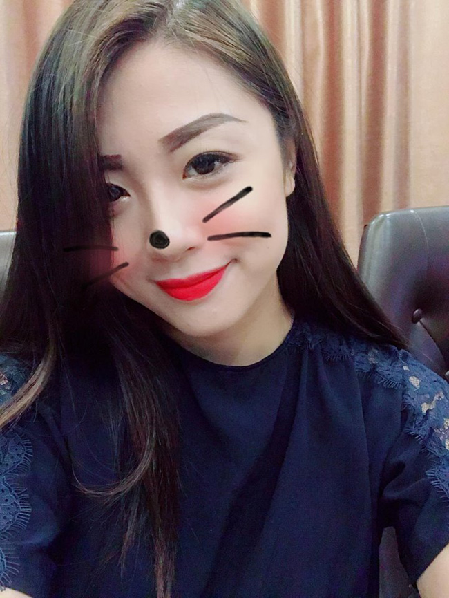 nhan sac xinh dep cua 4 nu cdv noi nhu con khi di xem aff cup hinh anh 9