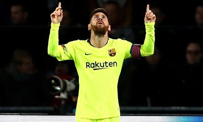 Messi ghi tuyệt phẩm, Barca vào vòng 1/8 với ngôi đầu