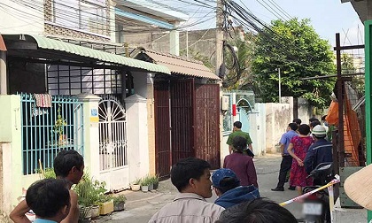 Người đàn ông chết lõa thể trong căn nhà 3 tầng