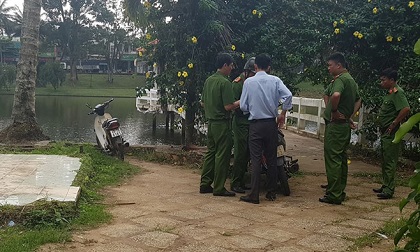 Thanh niên chết dưới hồ có hai vết thương trên người