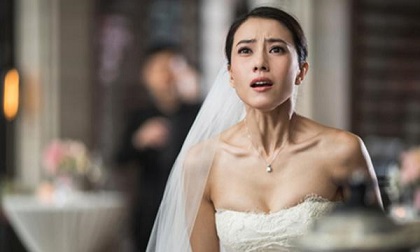 Hí hửng cưới chồng giàu rồi lặng người khi nhìn lên màn hình máy chiếu…