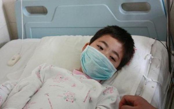 be 5 tuoi ho lau dan toi ton thuong la lach vi hang ngay an nhung thuc pham nay - 1