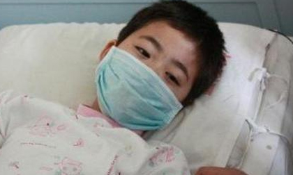 Bé 5 tuổi ho lâu dẫn tới tổn thương lá lách vì hàng ngày ăn những thực phẩm này