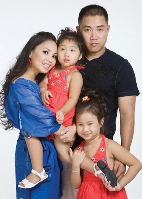 nhung gia dinh sao viet sinh 2 con gai, gio