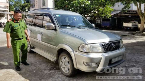 Bất ngờ lời khai của người được thuê chở xác nạn nhân đi phi tang - Ảnh 2.