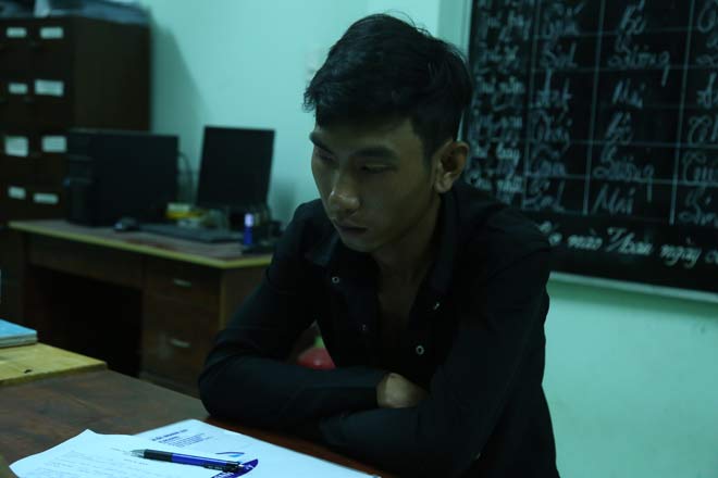 Vợ bị bảo vệ 