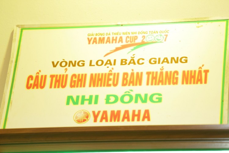 Đây là bằng khen được trao cho Quang Hải từ khi cậu ấy còn là một cầu thủ nhí