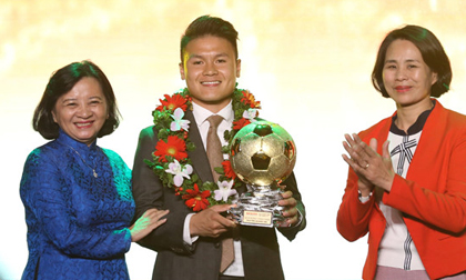 Quang Hải nói gì sau khi nhận QBV Việt Nam 2018?